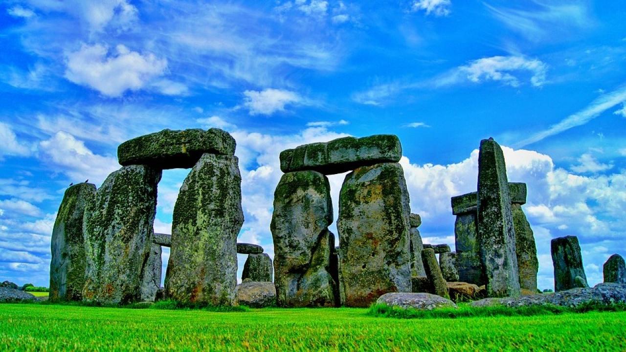 Stonehenge - podróż w głąb historii