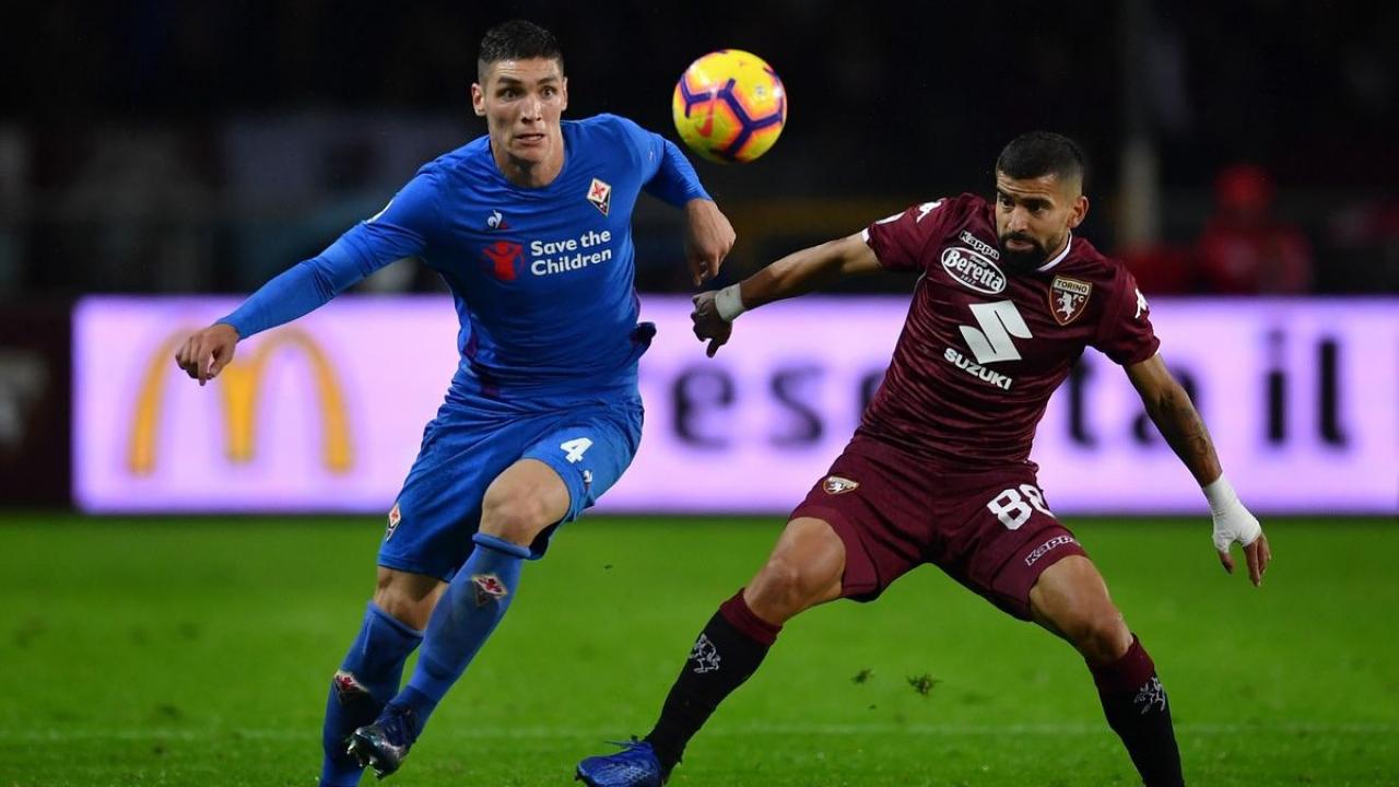 Piłka nożna: Liga włoska - mecz: Torino FC - ACF Fiorentina